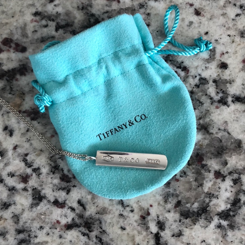 Tiffany Bar 1837 pendant necklace